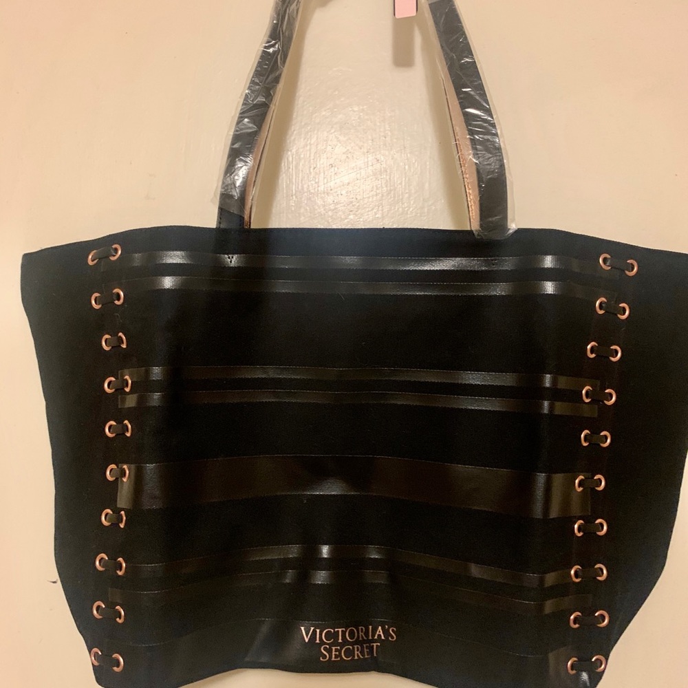 Victoria’s Secret tote